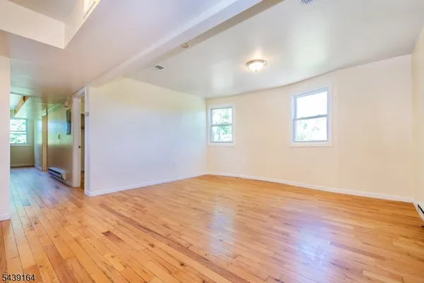 $2,200 | 527 13th Avenue, Unit 3, Newark, NJ 07103