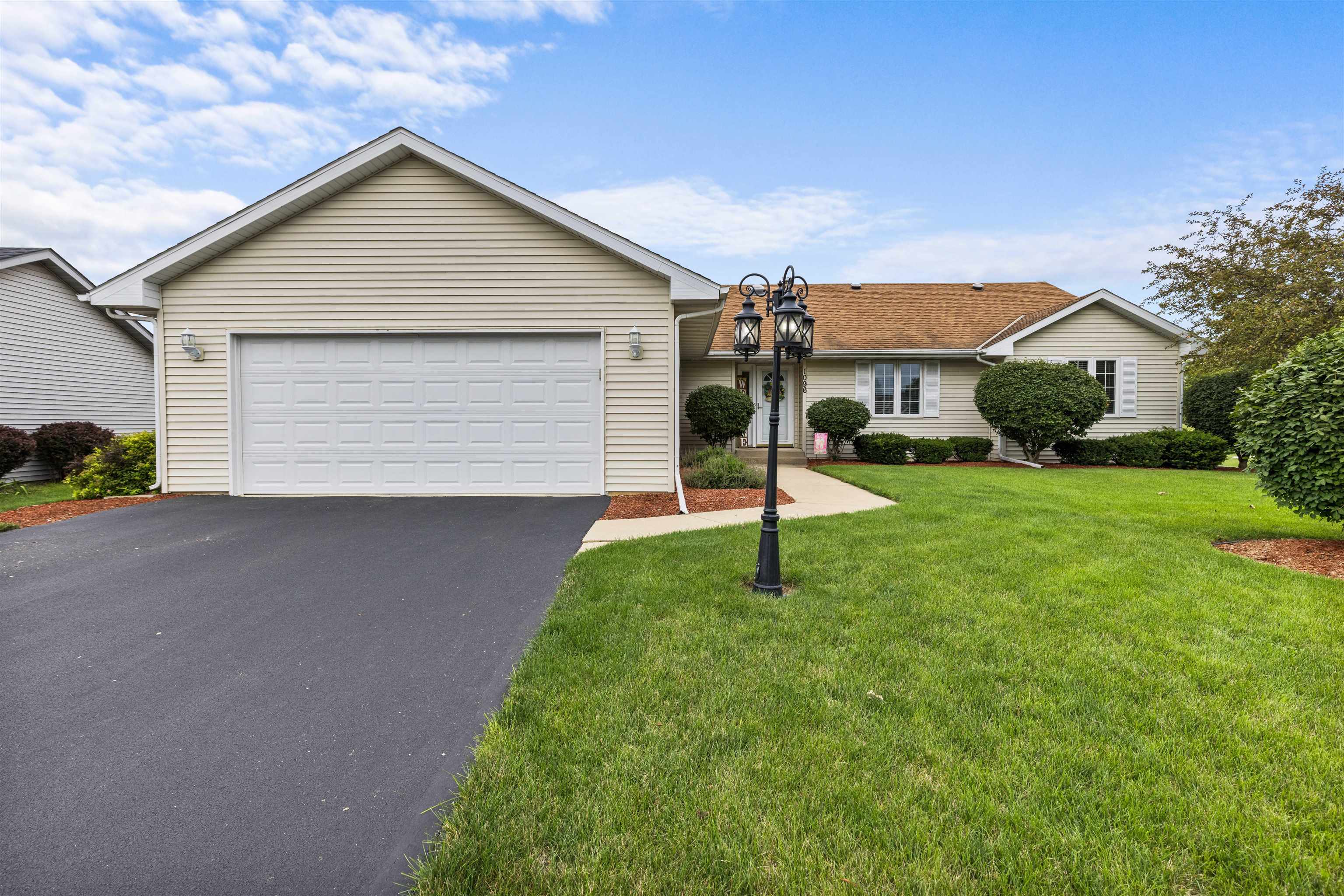 1096 Griggs Road Rockford, IL 61108 - Photo 1 of 24 Gallery Image 1