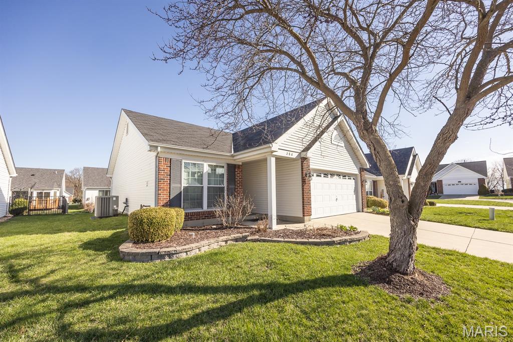 286 Fawn Oaks Lane O'Fallon, IL 62269 - Photo 3 of 20