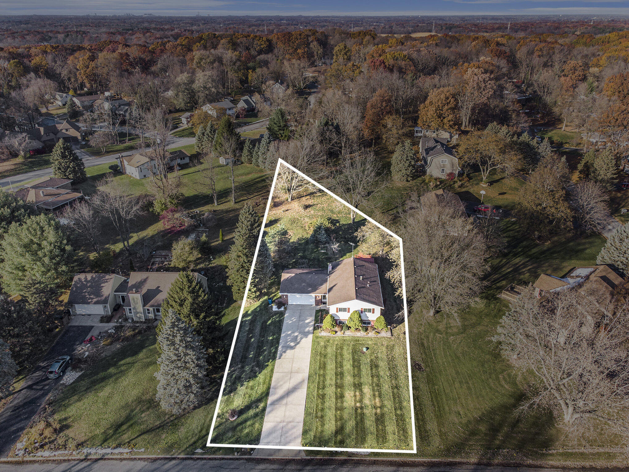 71 Tanglewood Trail Valparaiso, IN 46385 - Photo 31 of 46 an aerial view of house with yard