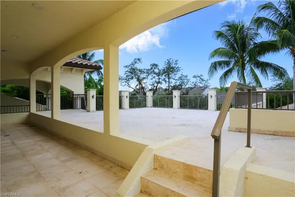 $19,000 | 823 Cassena Road, Naples, FL 34108