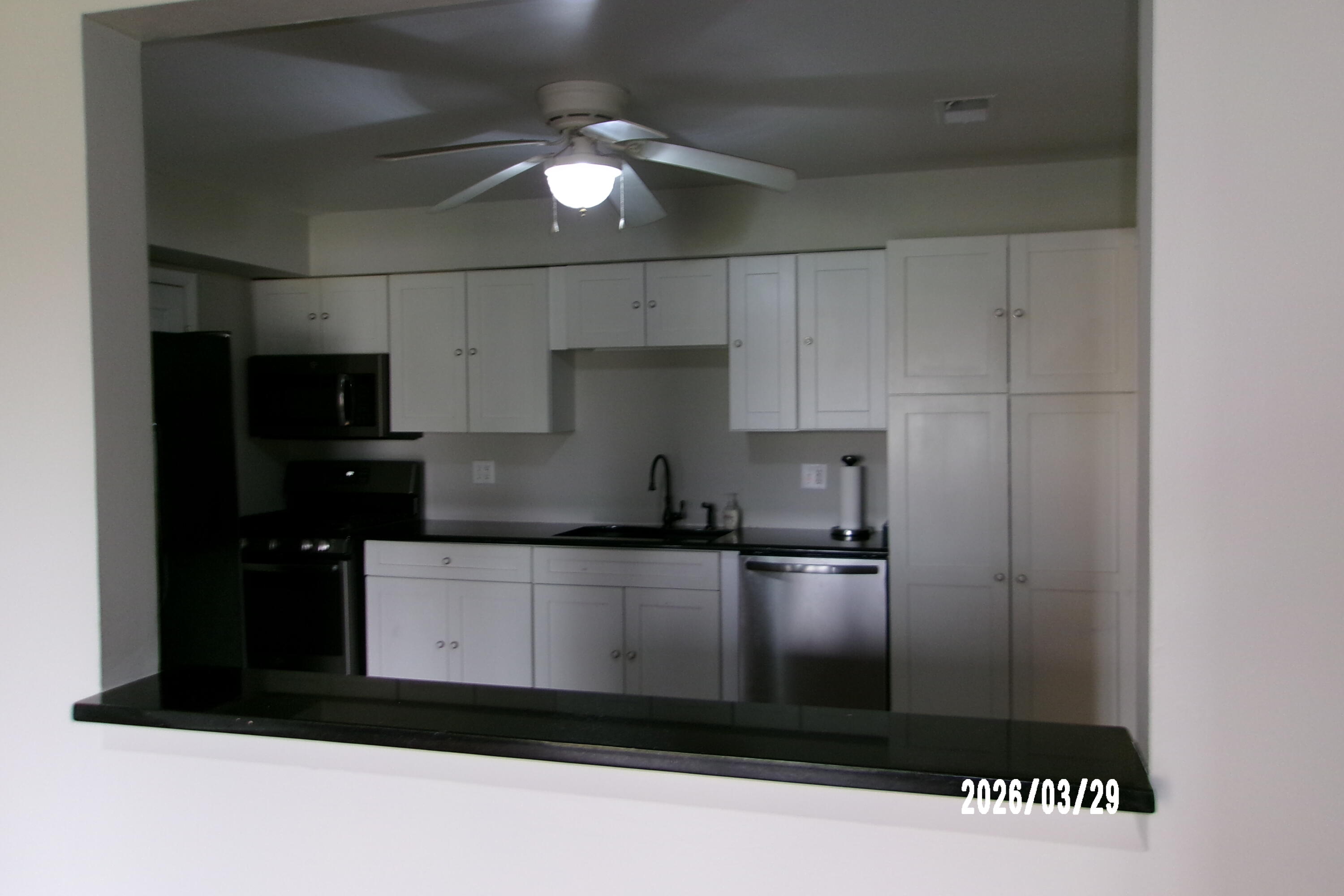 405 Old Stone Road, Unit E2 Munster, IN 46321 - Photo 7 of 18 3000x2000