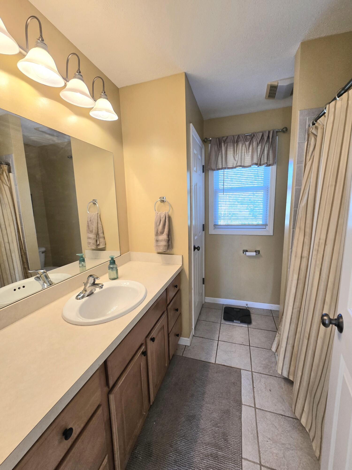 6604 Timberbrook Court Spring Lake, MI 49456 - Photo 16 of 19 20250623_175252