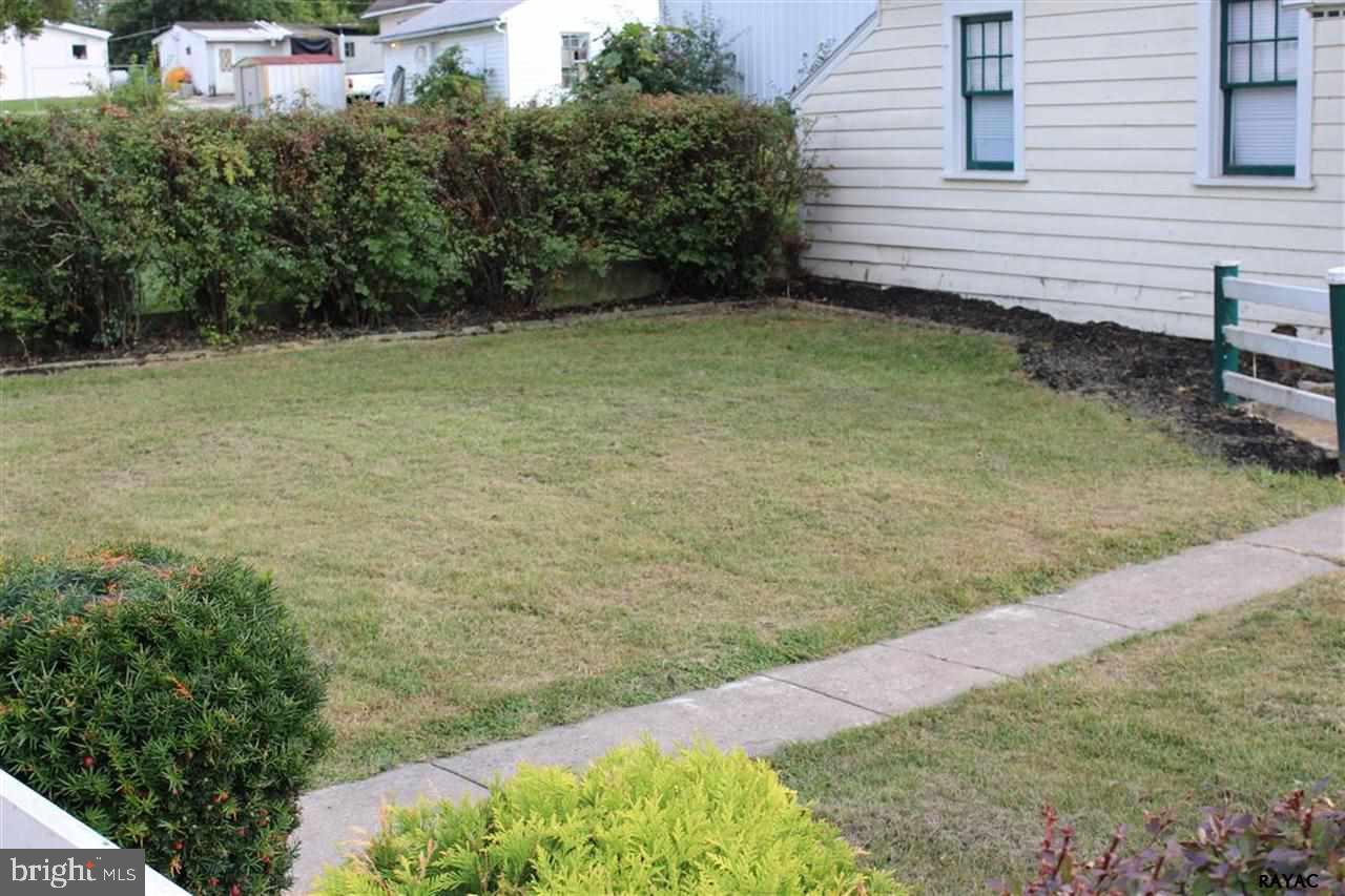 3650 Carlisle Road Dover, PA 17315 - Photo 28 of 35 Gallery Image 28