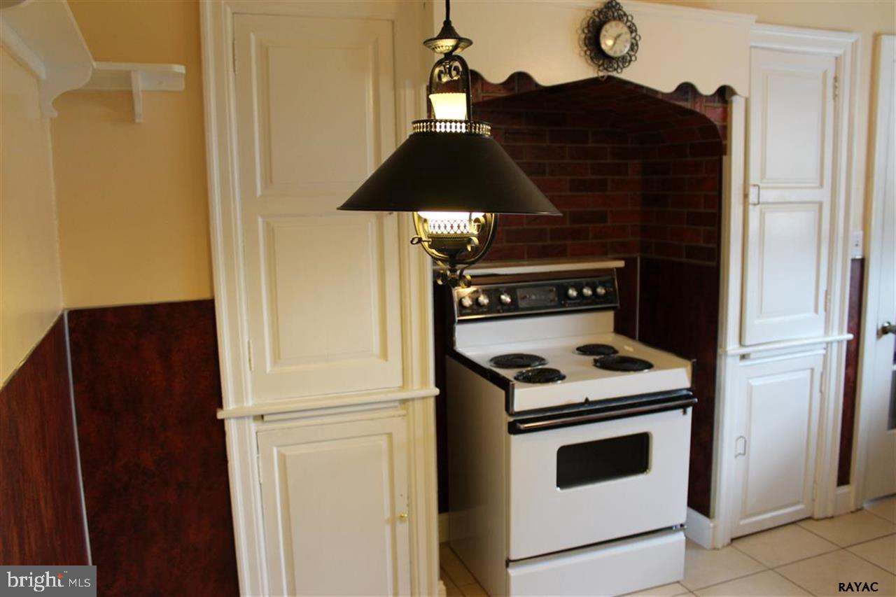 3650 Carlisle Road Dover, PA 17315 - Photo 5 of 35 Gallery Image 5