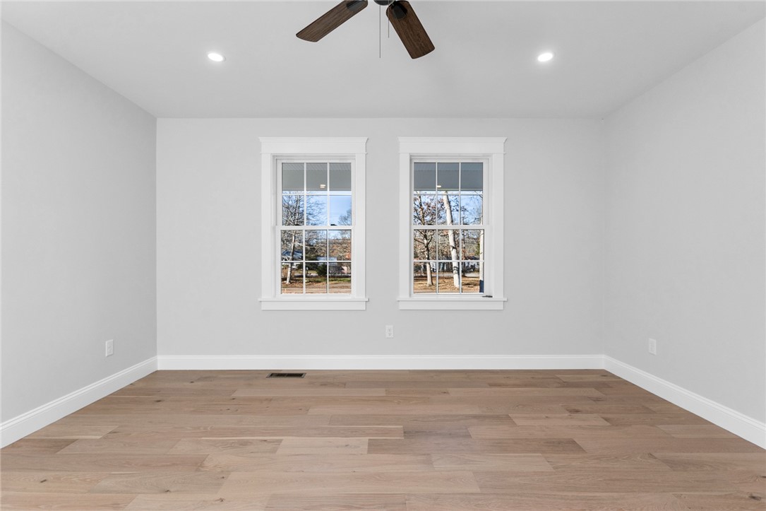 53 Bradford Road Westerly, RI 02808 - Photo 25 of 39