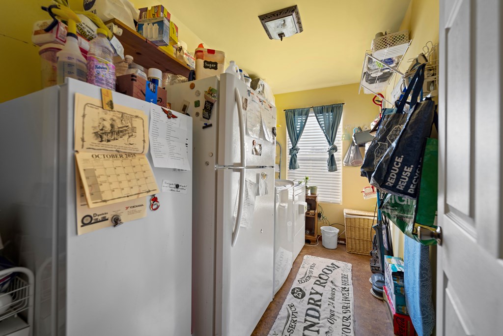 917 Bear Springs Road Mason, TX 76856 - Photo 29 of 38 a view of walk in closet