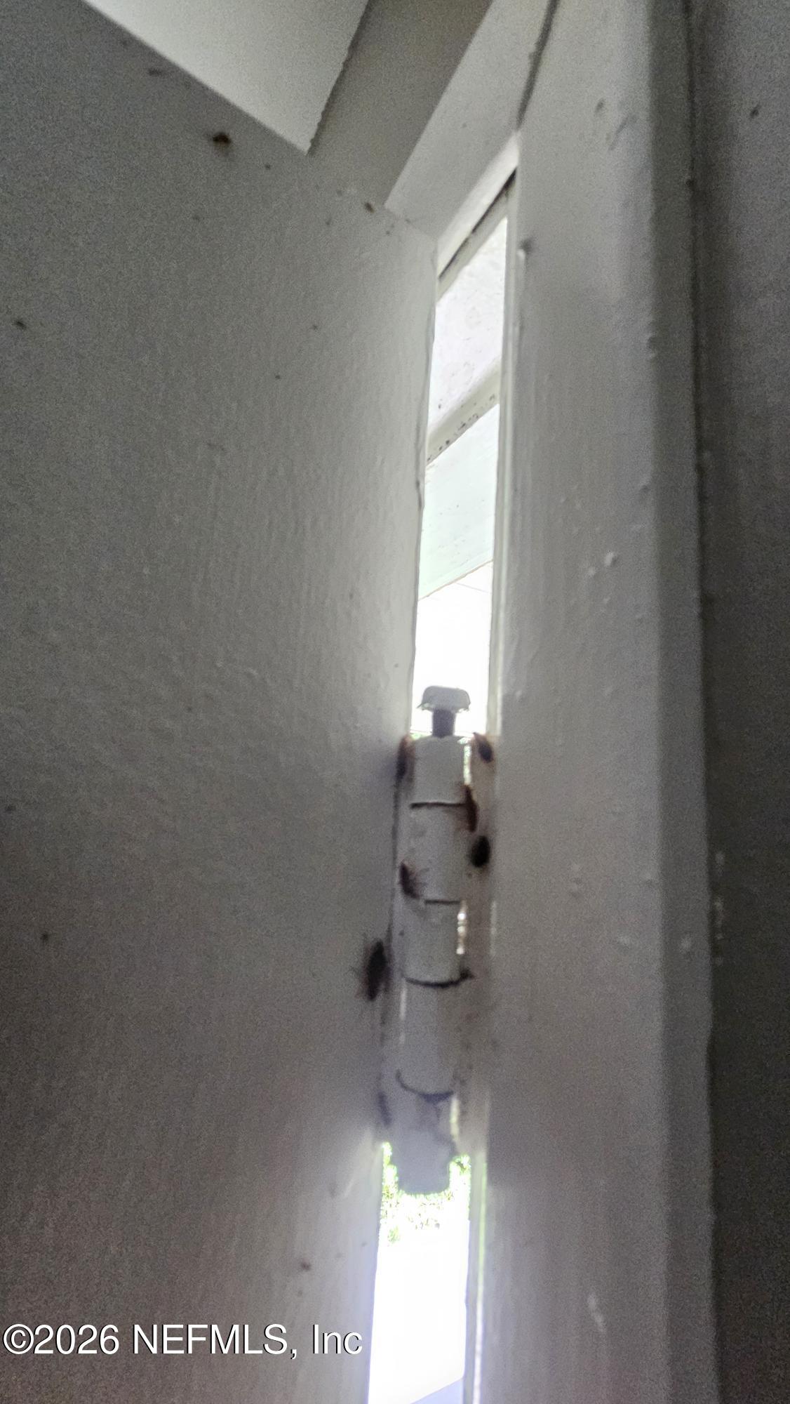 2727 North N Davis Rd Street Jacksonville, FL 32206 - Photo 14 of 31 a close view of a bathroom