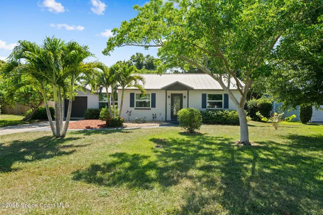 $375,000 | 1949 36th Avenue, Vero Beach, FL 32960