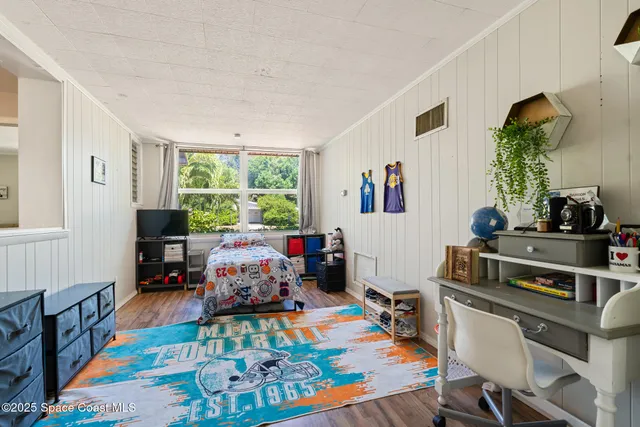 $375,000 | 1949 36th Avenue, Vero Beach, FL 32960