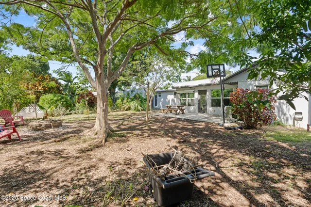 $375,000 | 1949 36th Avenue, Vero Beach, FL 32960