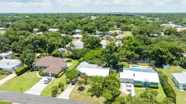 $375,000 | 1949 36th Avenue, Vero Beach, FL 32960