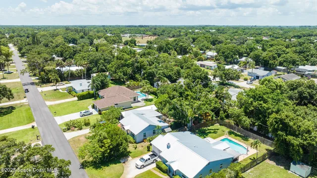 $375,000 | 1949 36th Avenue, Vero Beach, FL 32960