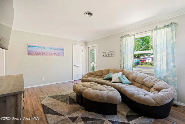 $375,000 | 1949 36th Avenue, Vero Beach, FL 32960