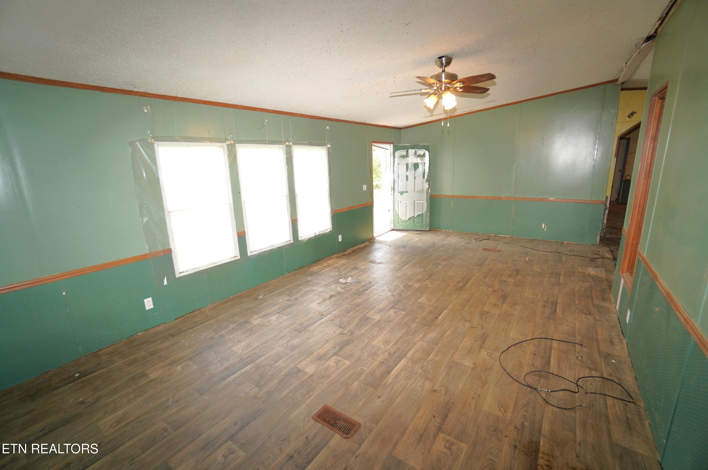 160 Kate Riley Lane Mohawk, TN 37810 - Photo 5 of 28 kate riley - nfb (13)