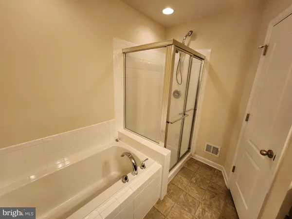 $1,695 | 104 Oflannery Court, Martinsburg, WV 25403