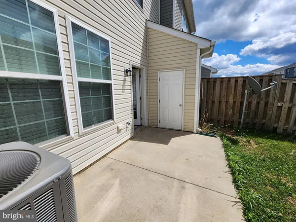 $1,695 | 104 Oflannery Court, Martinsburg, WV 25403
