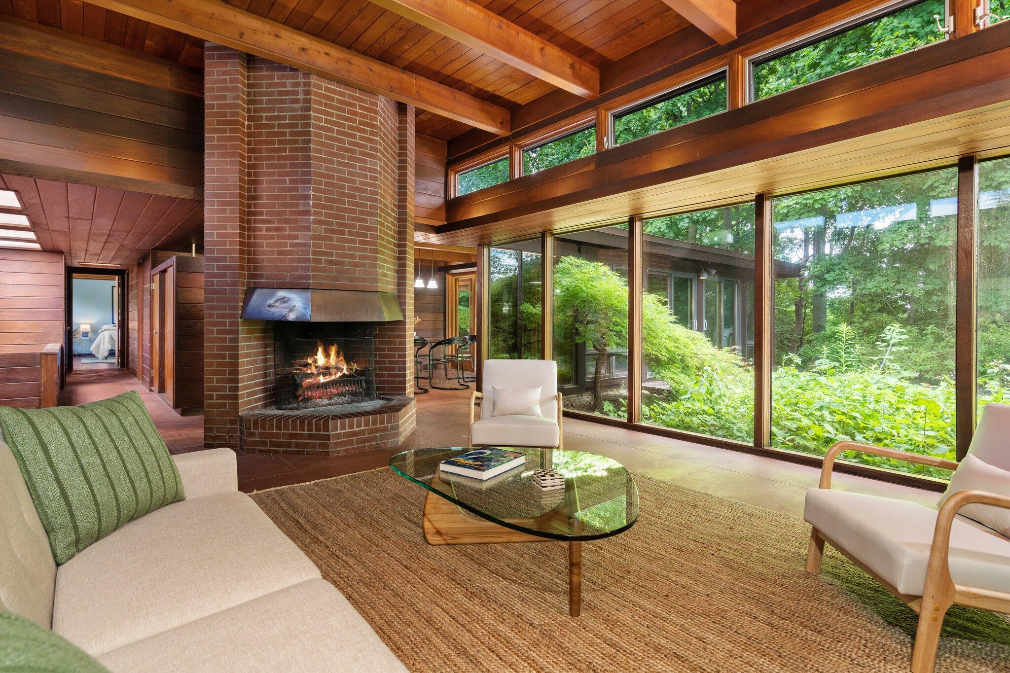 819 Avon Road Ann Arbor, MI 48104 - Photo 2 of 66 53-web-or-mls-APH00257
