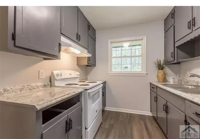 $220,000 | 122 Longstreet Circle, Oxford, GA 30054