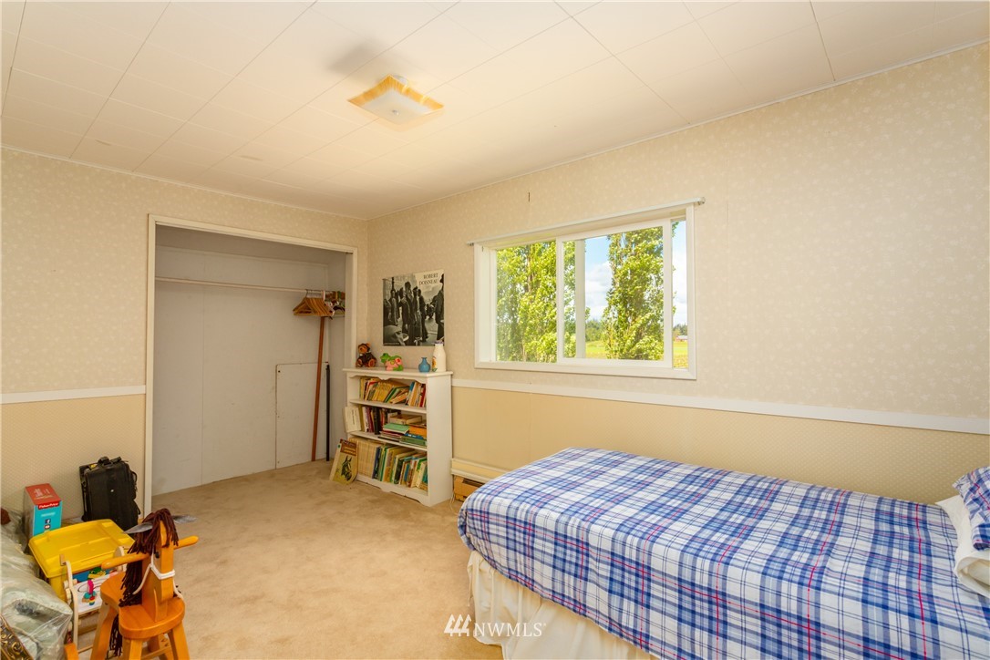 9005 Weidkamp Road Lynden, WA 98264 - Photo 22 of 35