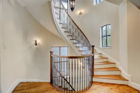 $850,000 | 1008 Potomac Drive, Houston, TX 77057