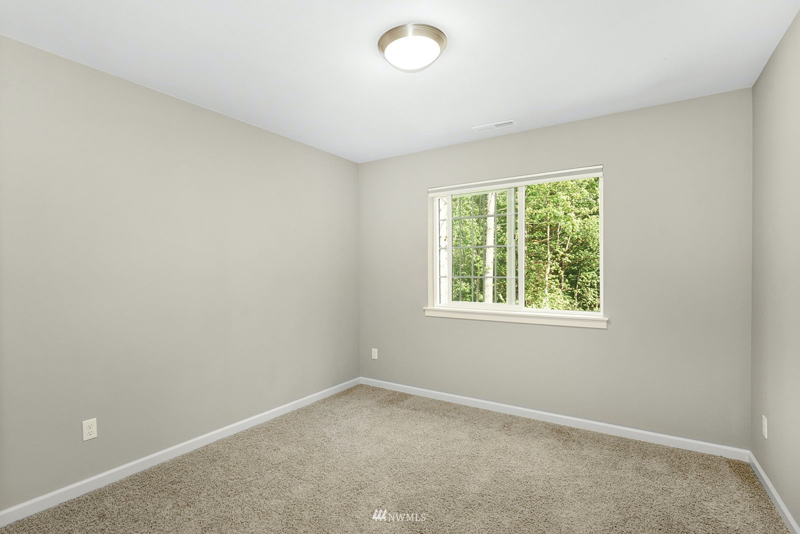 13090 Wallace Road Southeast Olalla, WA 98359 - Photo 13 of 30 Gallery Image 13