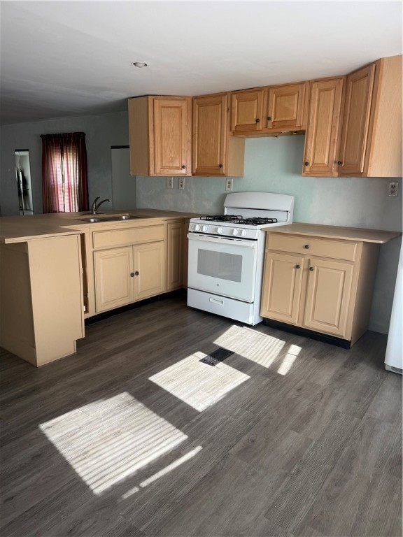 11 Krzak Road North Kingstown, RI 02852 - Photo 3 of 13