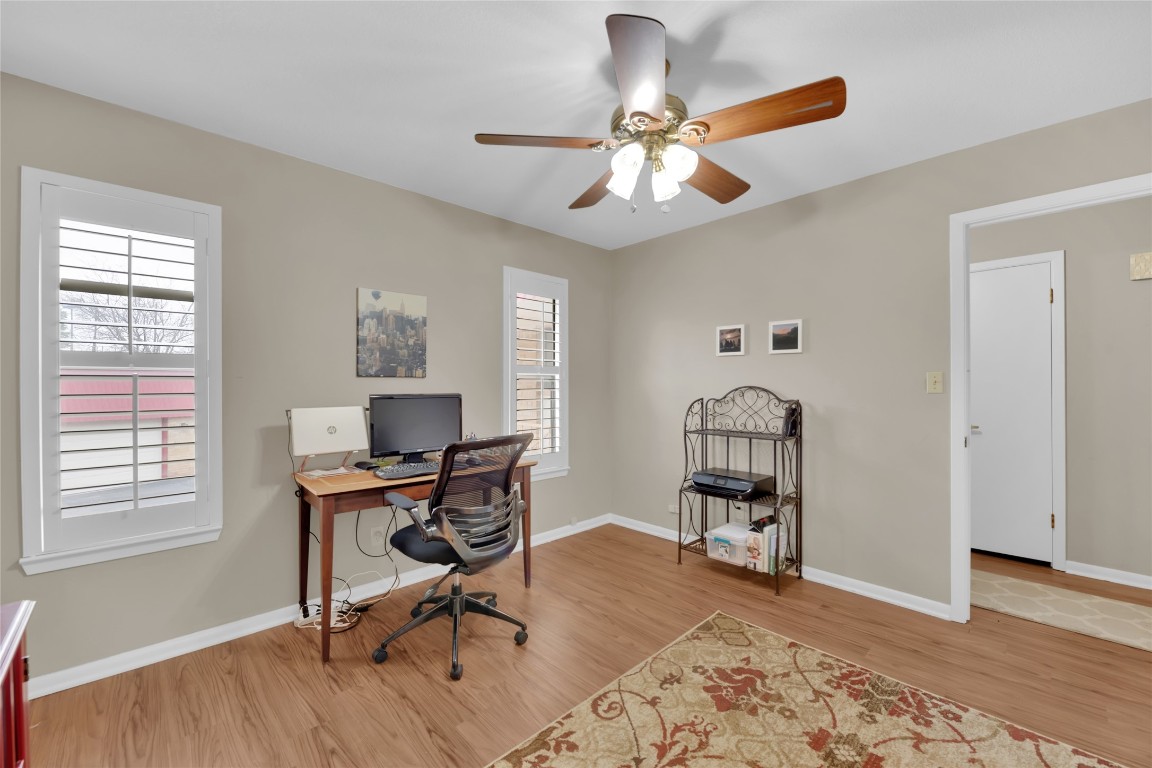 1201 Ranch Road 1431, Unit 8 Marble Falls, TX 78654 - Photo 13 of 24 Opposite hall front bedroom/office space.