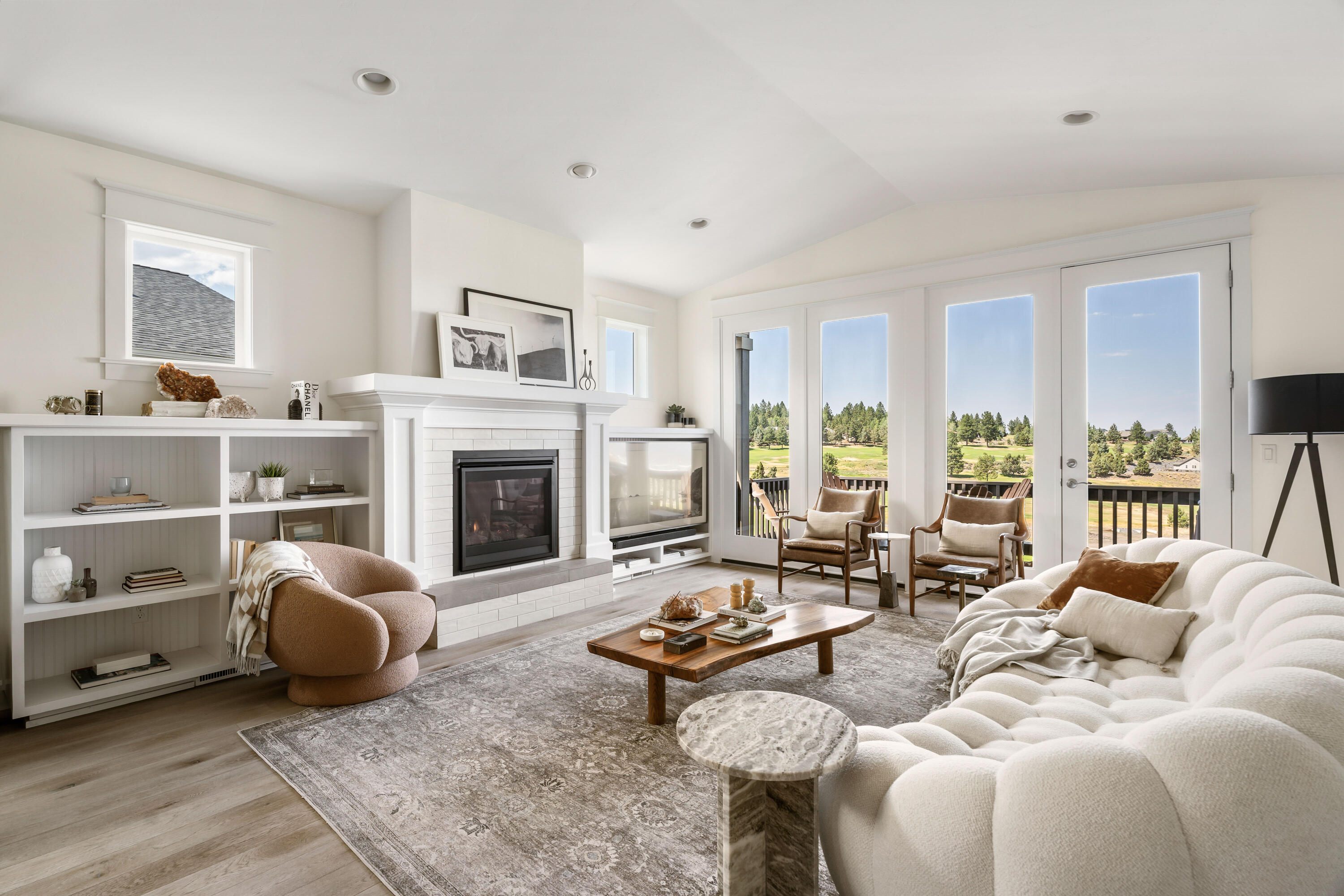 2608 Northwest Compass Corner Loop Bend, OR 97703 - Photo 2 of 56 Living Room with views