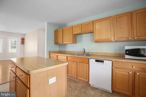 $939,900 | 14671 Deepwood Lane, Nokesville, VA 20181