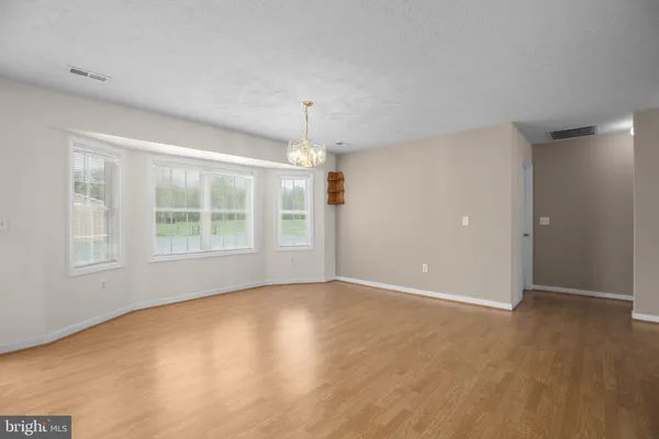 $939,900 | 14671 Deepwood Lane, Nokesville, VA 20181