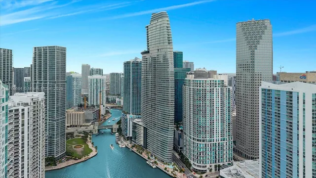 $48,888 | 300 Biscayne Blvd Way, Unit 5002, Miami, FL 33131