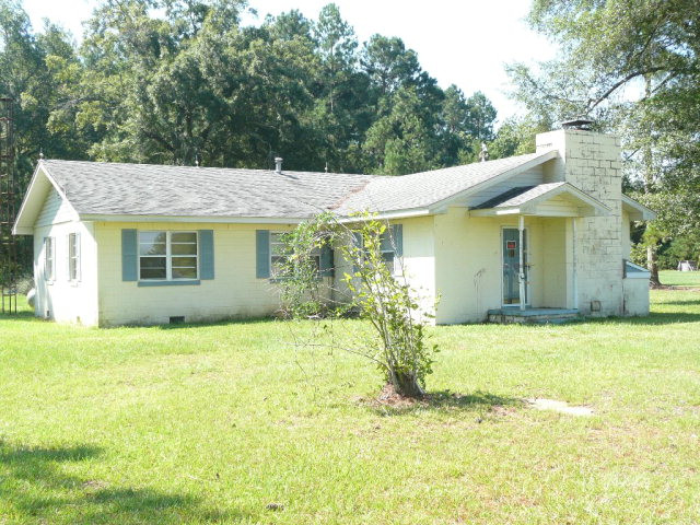 531 State Rd S-9-128 Elloree, SC 29047 - Photo 1 of 1