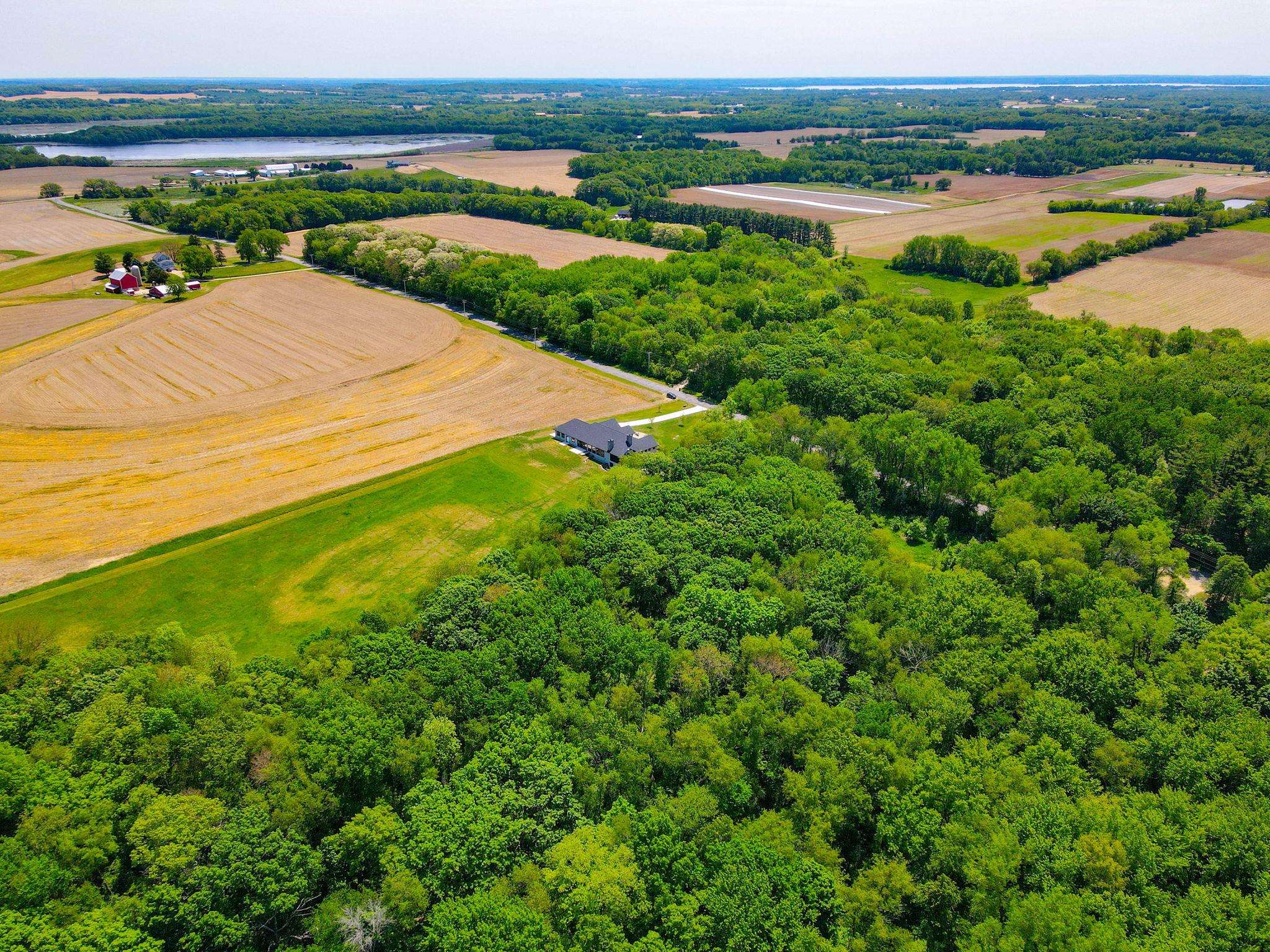 W9650 Rucks Road Cambridge, WI 53523 - Photo 75 of 90