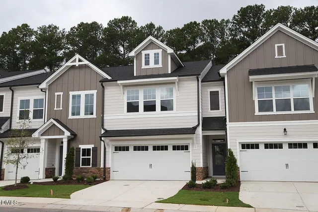 $2,550 | 3115 Dunnock Drive, Durham, NC 27713