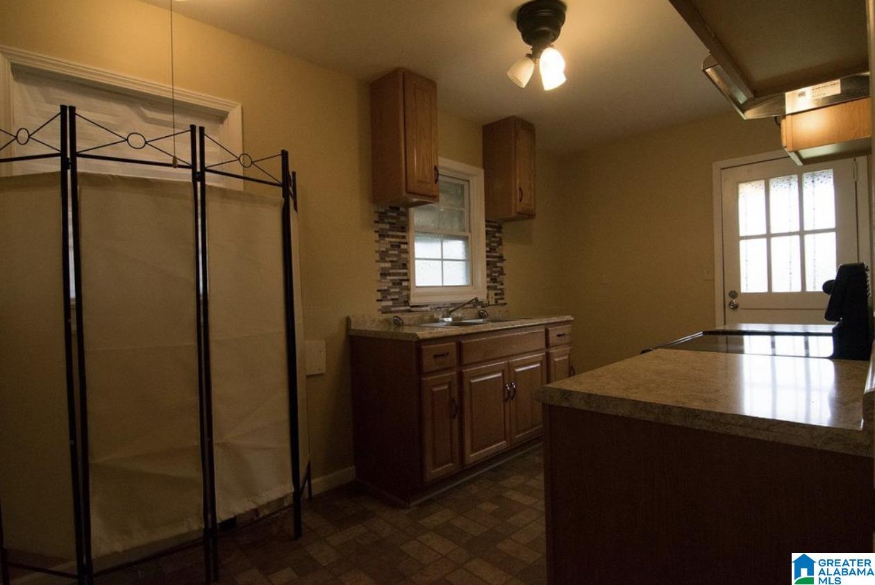 1064 40th Street Birmingham, AL 35218 - Photo 5 of 9