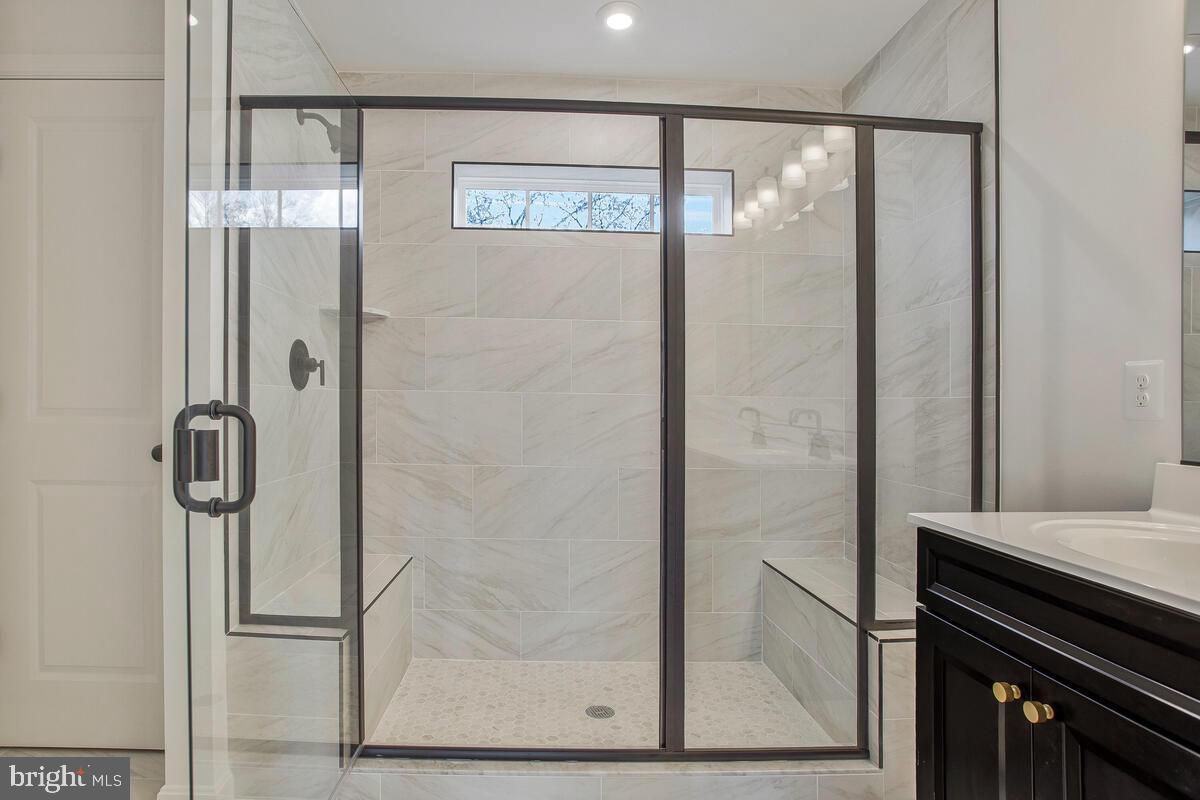 6513 Suitland Road Suitland, MD 20746 - Photo 12 of 17