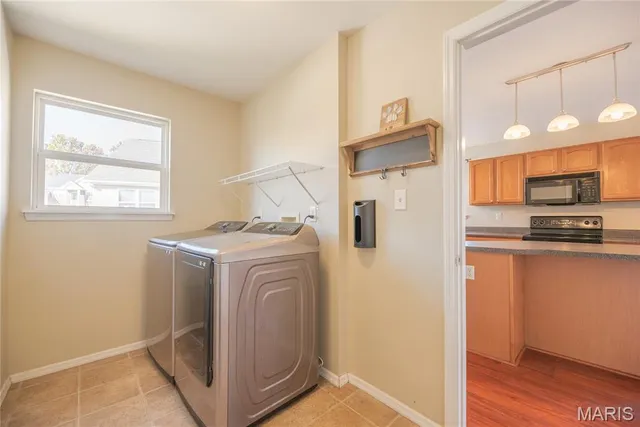 $445,000 | 34 Logan Crossing Circle, O'Fallon, MO 63366