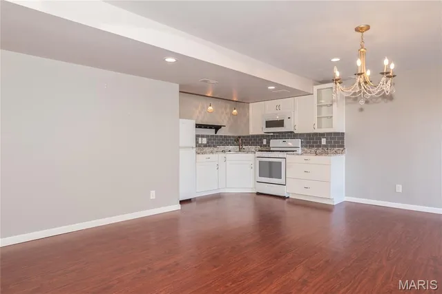 $445,000 | 34 Logan Crossing Circle, O'Fallon, MO 63366