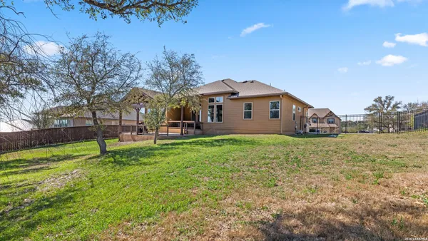 $2,750 | 12706 Bluff Spurs Trail, Helotes, TX 78023