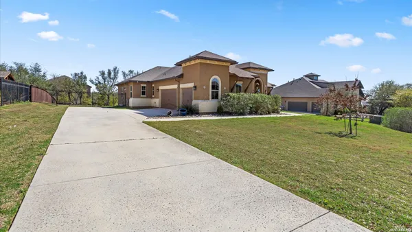 $2,750 | 12706 Bluff Spurs Trail, Helotes, TX 78023