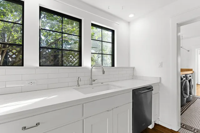 $2,400,000 | 208 Gordon Street, Charleston, SC 29403