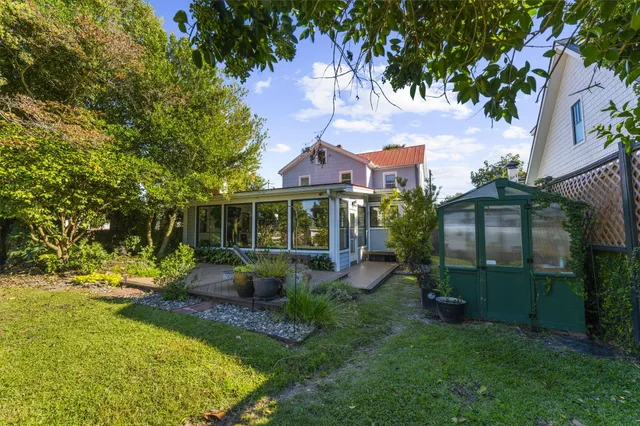 $2,400,000 | 208 Gordon Street, Charleston, SC 29403