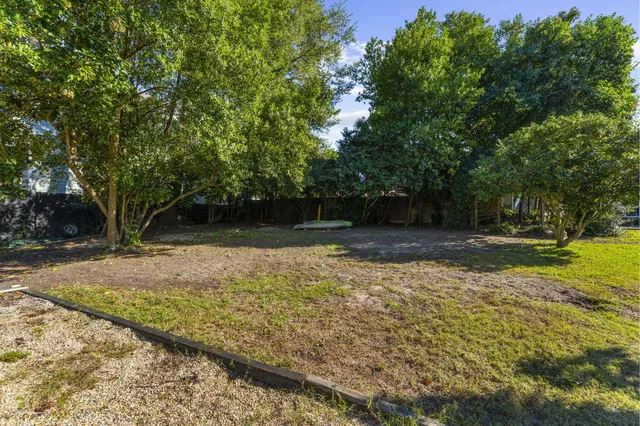 $2,400,000 | 208 Gordon Street, Charleston, SC 29403