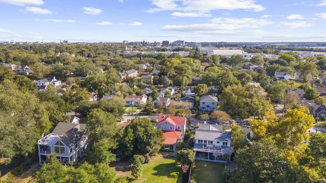 $2,400,000 | 208 Gordon Street, Charleston, SC 29403