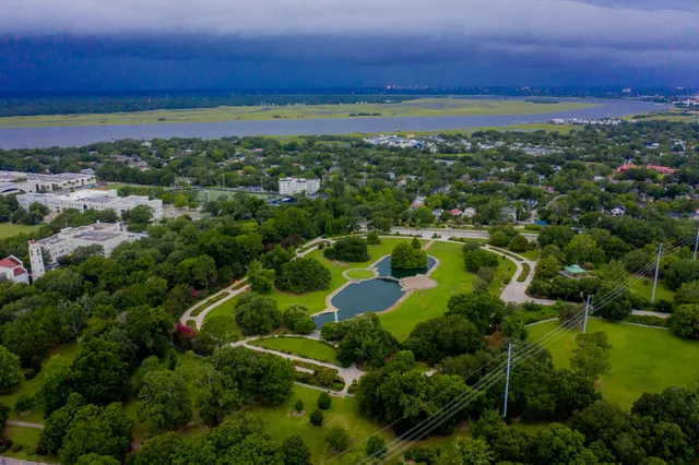 $2,400,000 | 208 Gordon Street, Charleston, SC 29403