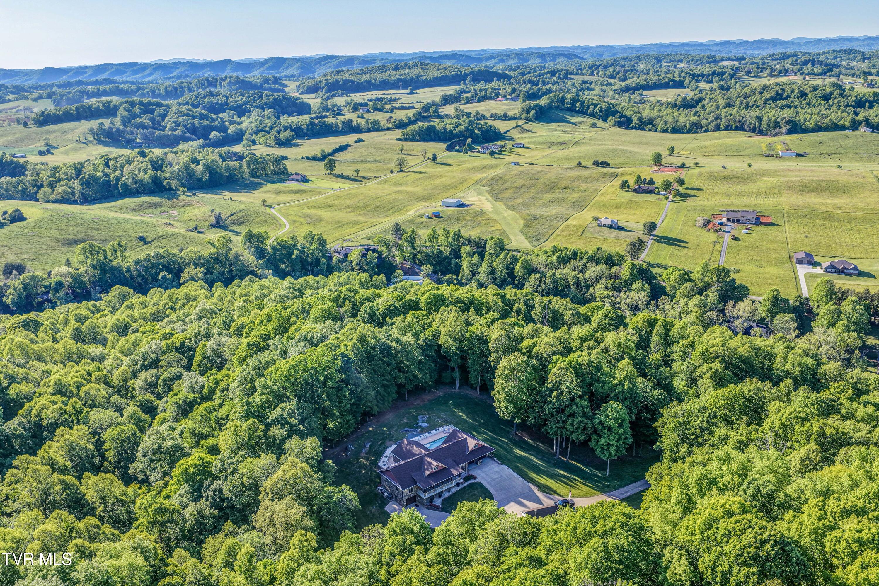 167 Tailwater Road Bluff City, TN 37618 - Photo 124 of 148 DJI_20260508182500_0067_DAnd4more
