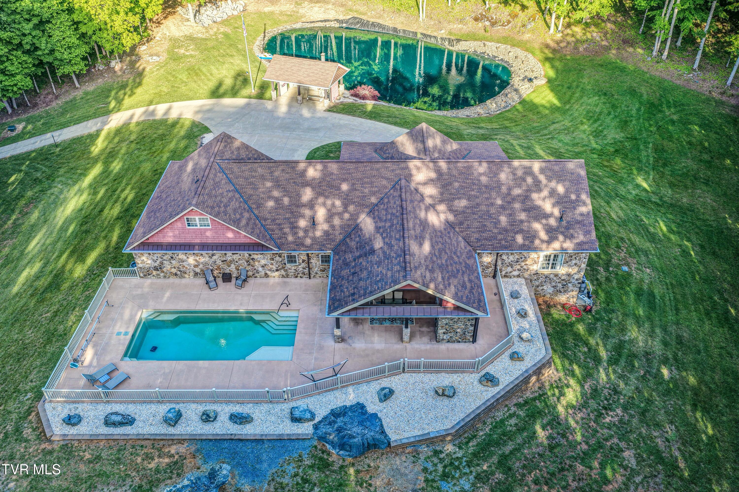 167 Tailwater Road Bluff City, TN 37618 - Photo 142 of 148 DJI_20260508183758_0162_D_3_D_4_D_5_D_6_