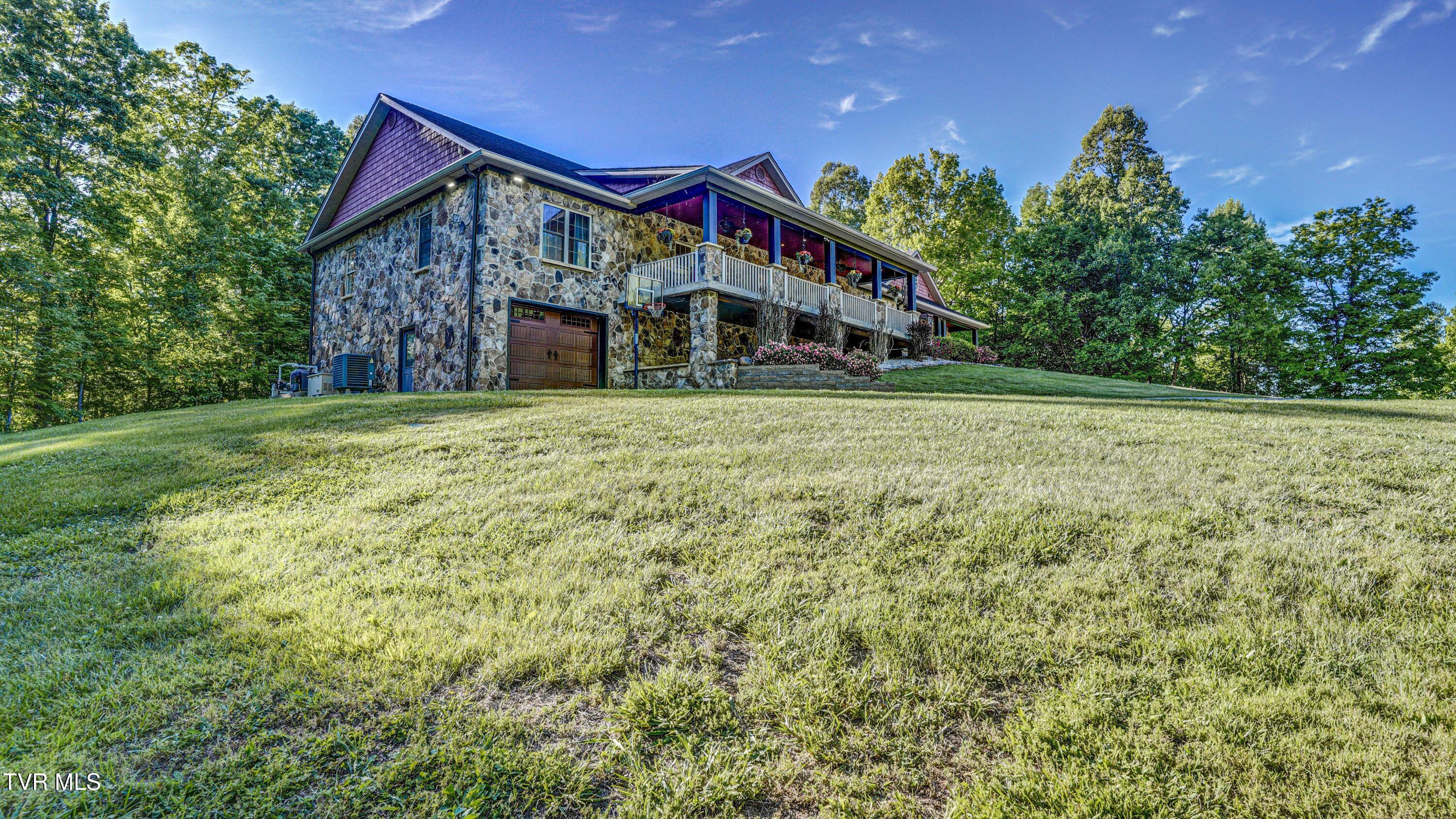 167 Tailwater Road Bluff City, TN 37618 - Photo 5 of 148 _DSC6644_5_6_7_8