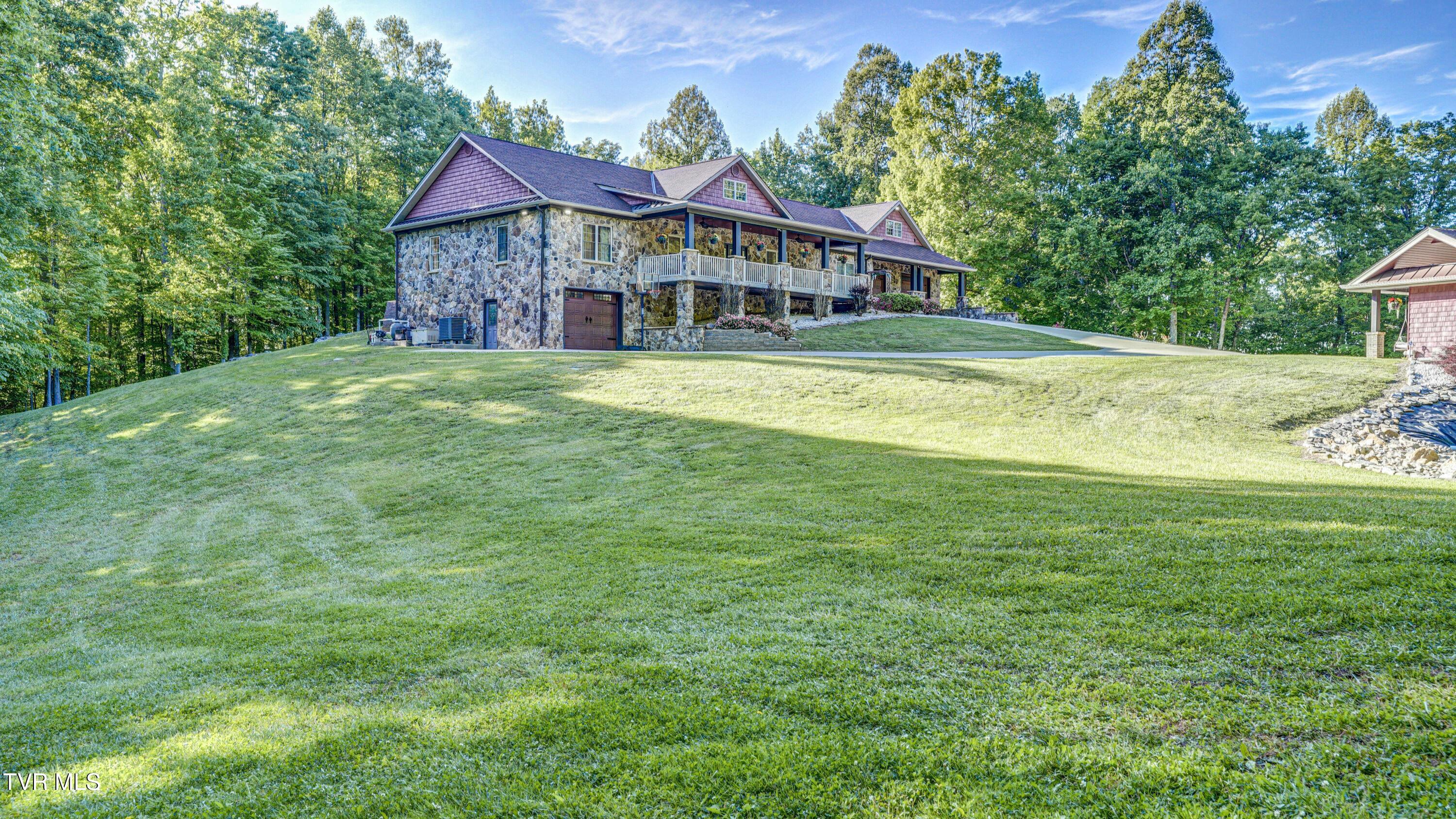 167 Tailwater Road Bluff City, TN 37618 - Photo 9 of 148 _DSC6664_5_6_7_8